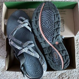 NIB Chaco Sandal